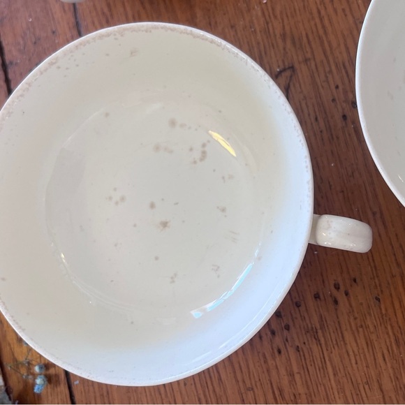 Wedgwood 3 Patrician Creamware Soup Bowls READ with chips, staining and spotting - Picture 11 of 11